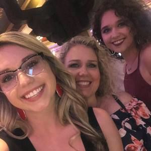 Meet your Posher, Laura beth